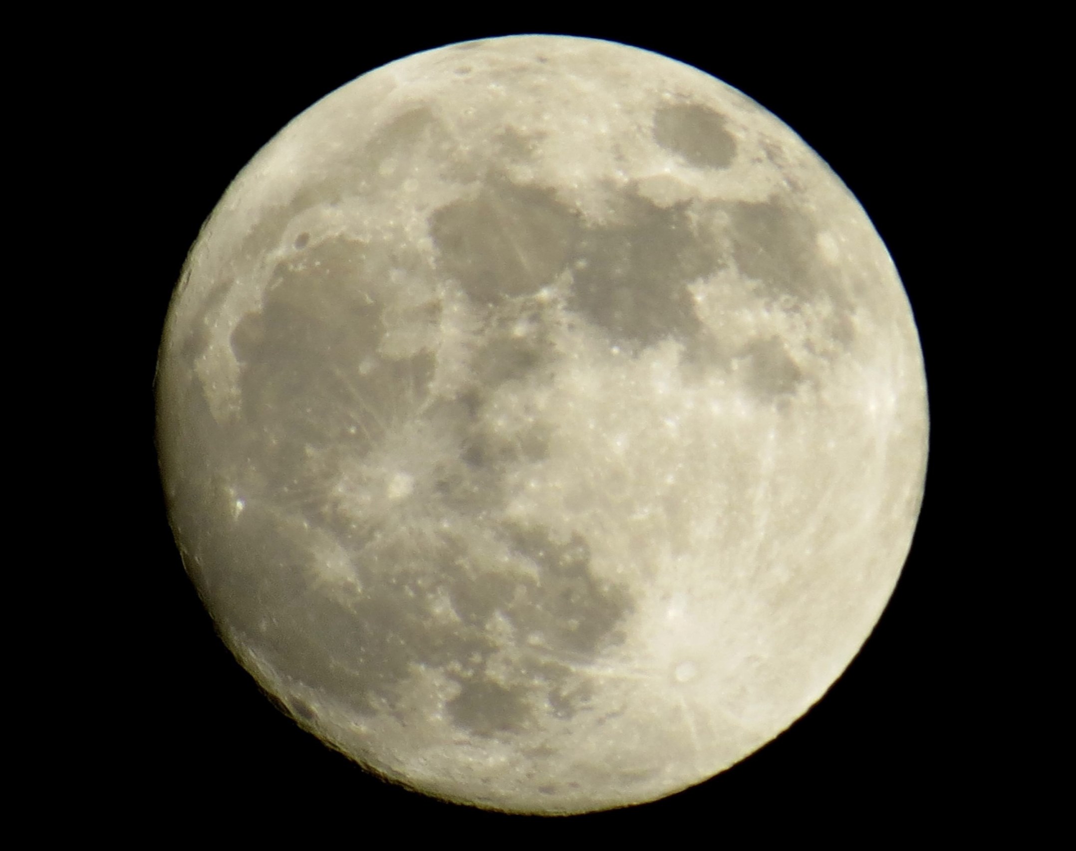 Moon-1.jpg